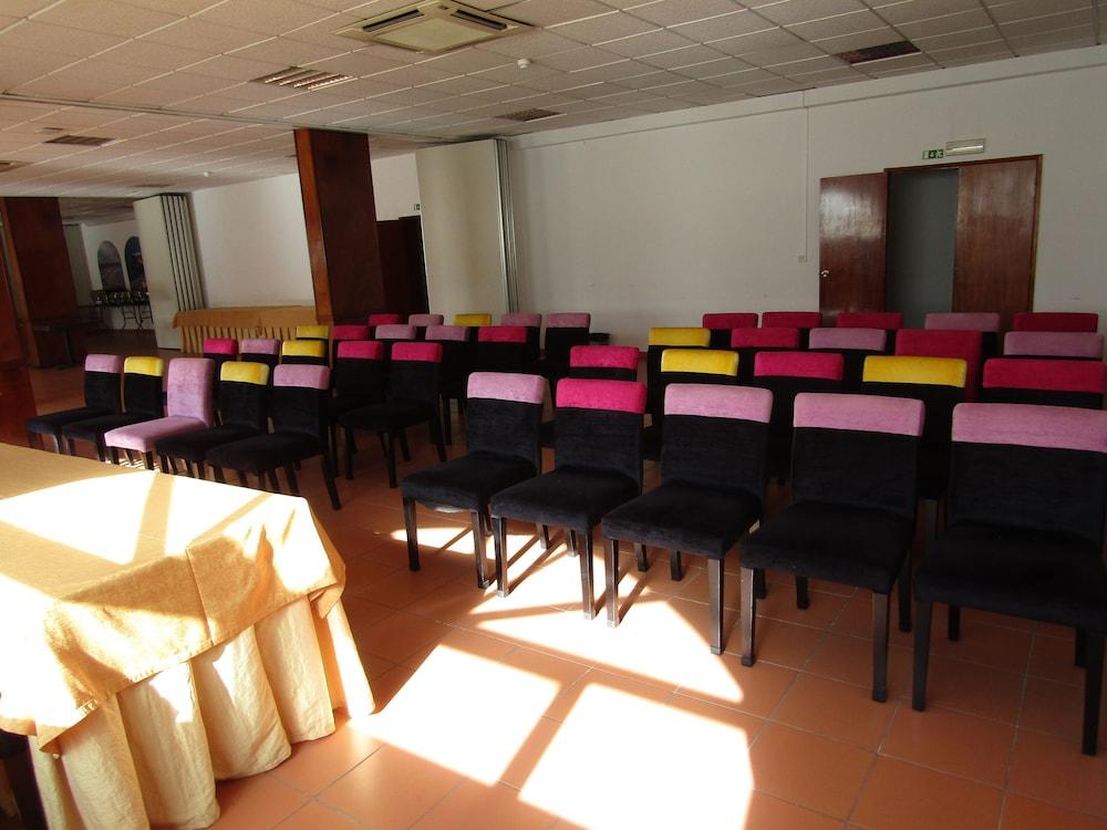 Hotel Caldas Internacional Caldas Da Rainha Εξωτερικό φωτογραφία